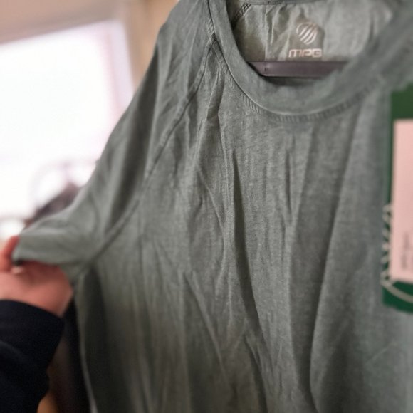 MPG Sport Calm Crew Neck Tee Teal L/ NWT - Picture 3 of 5